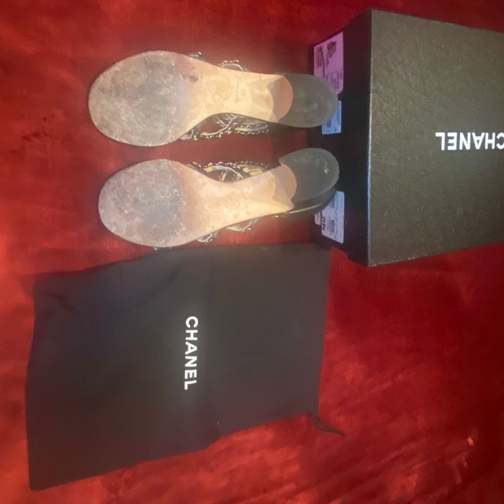 Chanel classic black and gold leather chain heeled sandals size 38 - Picture 11 of 13
